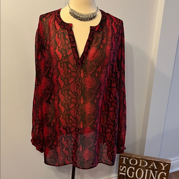 😍SHOW SPECIAL - GEORGE Red Snakeprint Lpng Sleeve Sheer Blouse size 3X - Picture 2 of 8